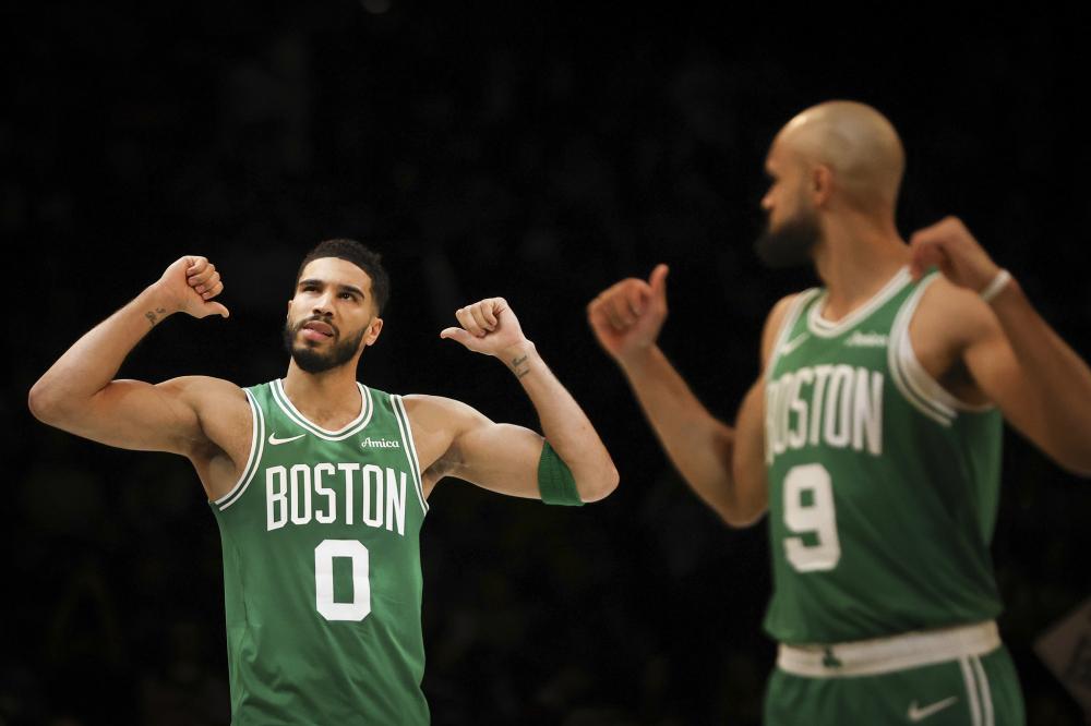 不勒斯的主 不勒斯的主