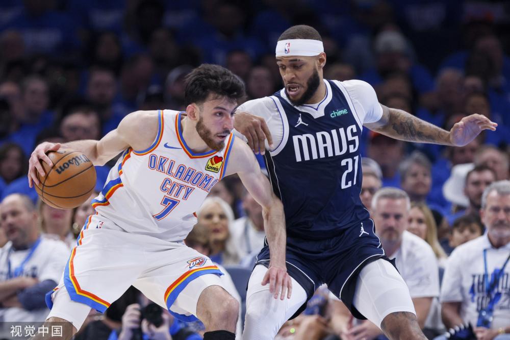 年轻中场 年轻中场